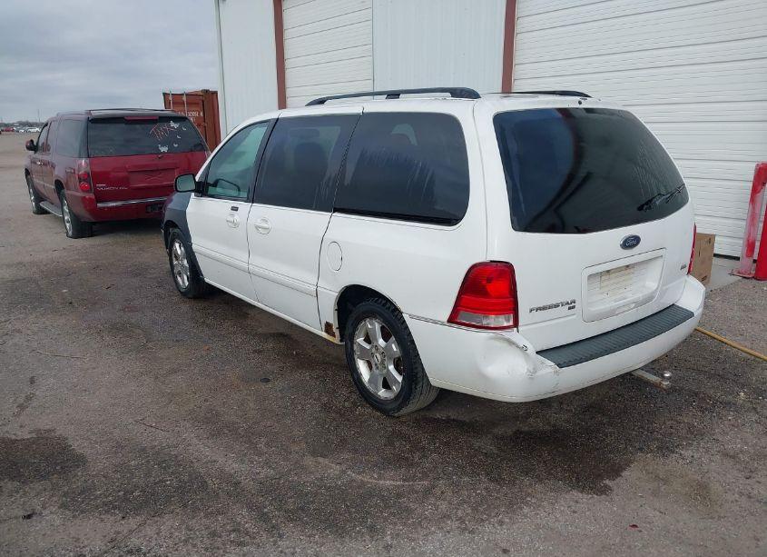 Photo 3 of 2005 Ford Freestar SEL (VIN 2FMZA52245BA06871)