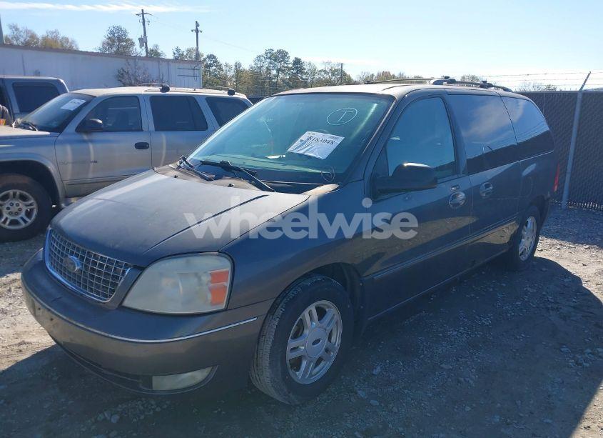 Photo 2 of 2005 Ford Freestar SEL (VIN 2FMZA52245BA73955)