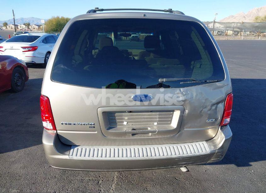 Photo 13 of 2004 Ford Freestar SEL (VIN 2FMZA52254BA33253)