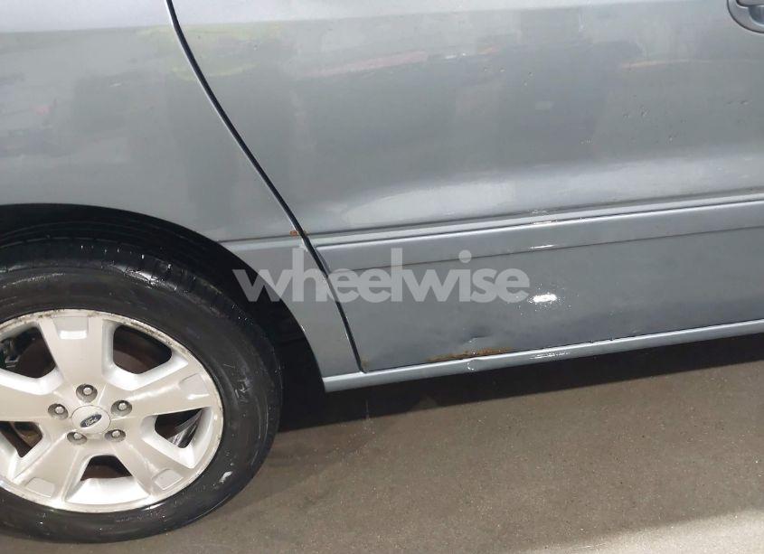 Photo 6 of 2005 Ford Freestar SEL (VIN 2FMZA52265BA19556)