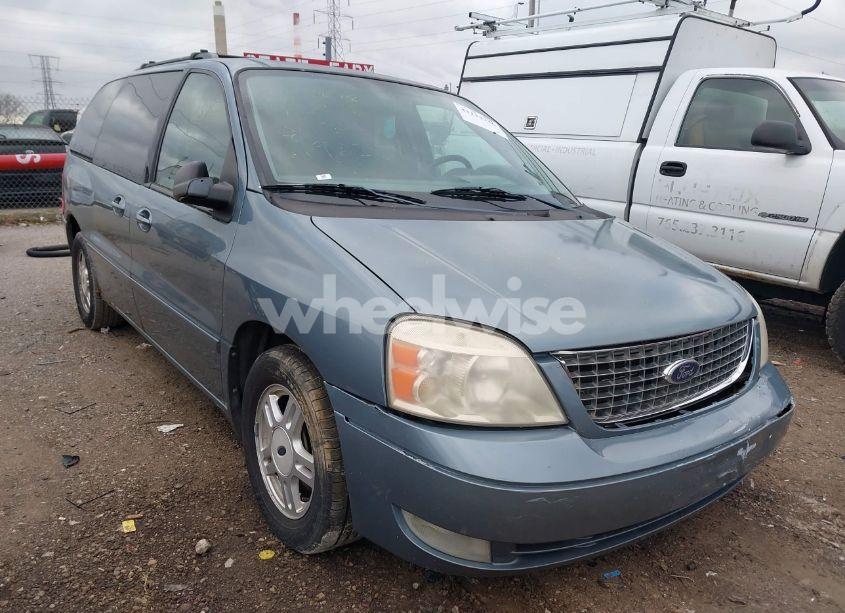 2004 Ford Freestar SEL (VIN 2FMZA52284BA92345) main photo