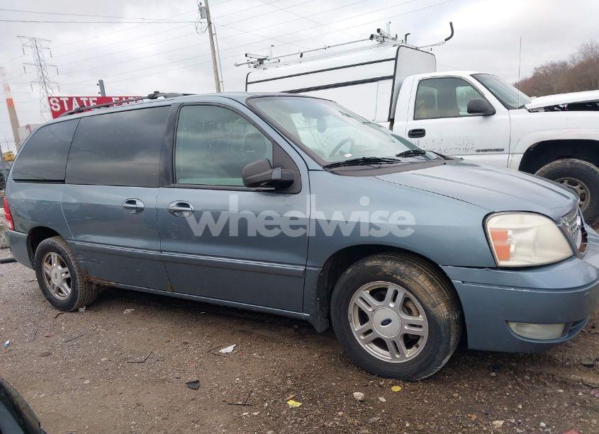 Photo 12 of 2004 Ford Freestar SEL (VIN 2FMZA52284BA92345)