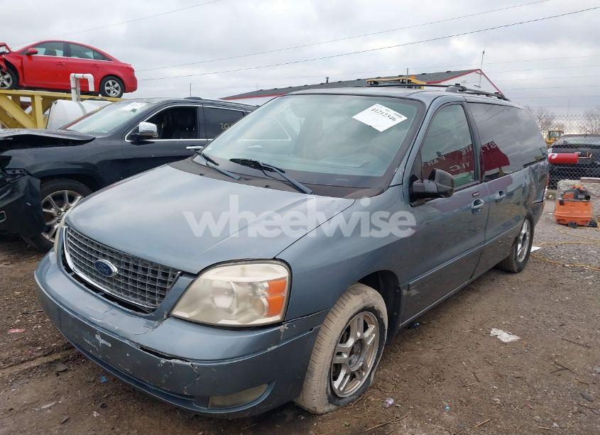 Photo 2 of 2004 Ford Freestar SEL (VIN 2FMZA52284BA92345)