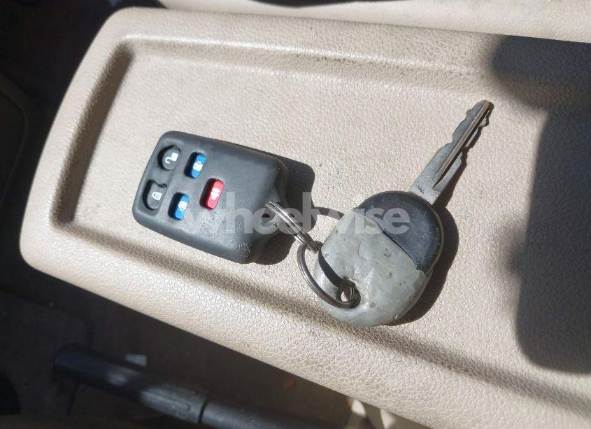 Photo 11 of 2004 Ford Freestar SEL (VIN 2FMZA522X4BA63378)