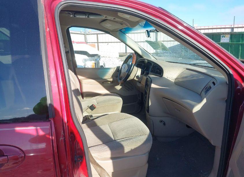 Photo 5 of 2002 Ford Windstar SE (VIN 2FMZA52402BA51593)