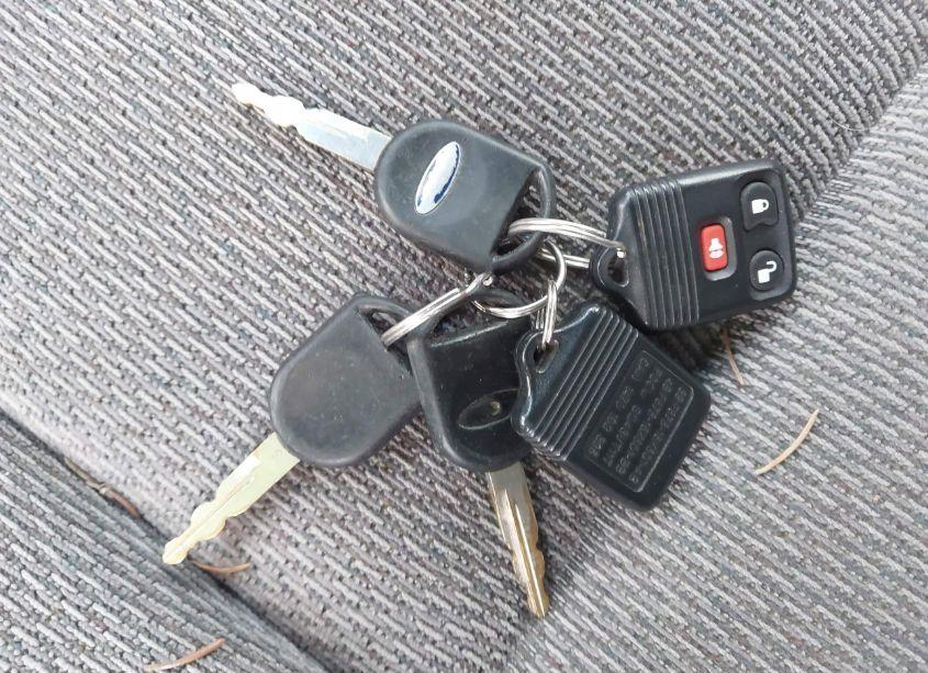 Photo 11 of 2002 Ford Windstar SE (VIN 2FMZA52412BA01916)