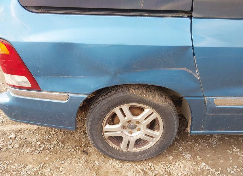 Photo 12 of 2002 Ford Windstar SE (VIN 2FMZA52412BA01916)