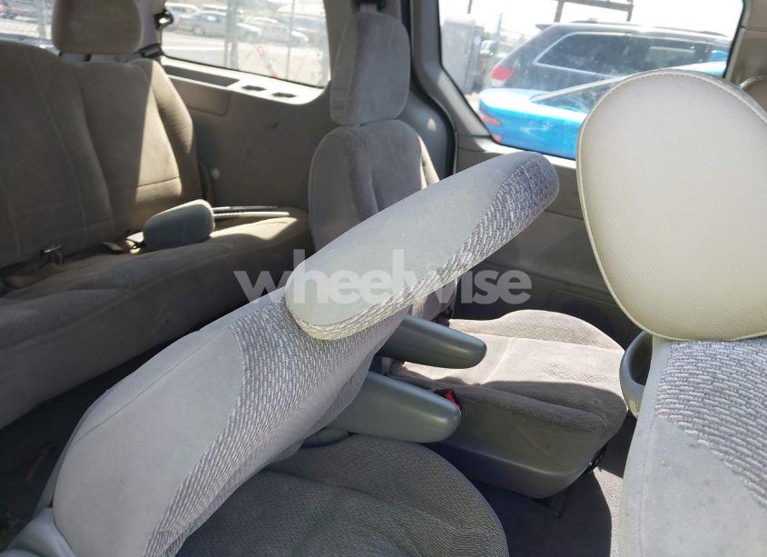 Photo 8 of 2002 Ford Windstar SPORT (VIN 2FMZA57492BB85995)