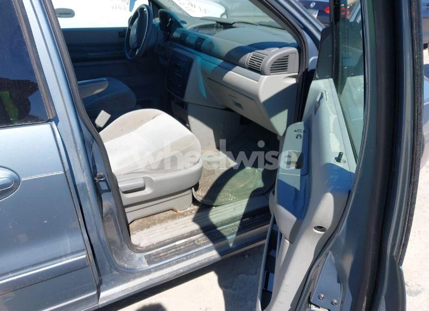 Photo 5 of 2005 Ford Freestar SES (VIN 2FMZA57655BA76598)