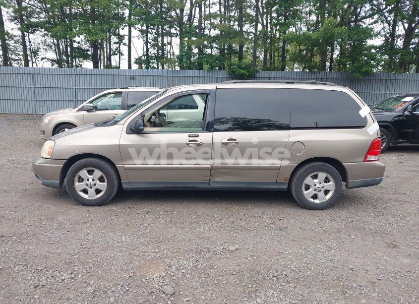 Photo 14 of 2004 Ford Freestar SES (VIN 2FMZA57684BA11355)