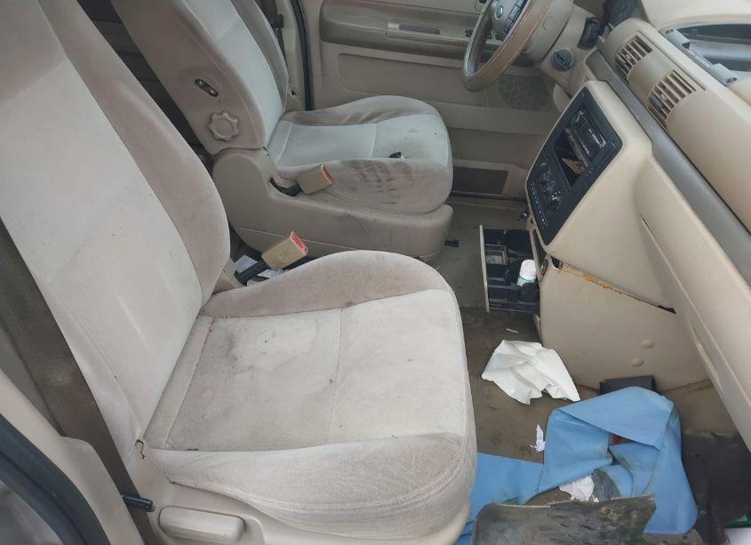 Photo 5 of 2005 Ford Freestar SES (VIN 2FMZA57685BA66292)