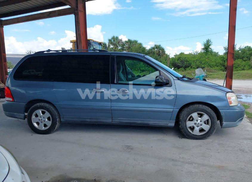 Photo 13 of 2004 Ford Freestar SES (VIN 2FMZA576X4BA05461)