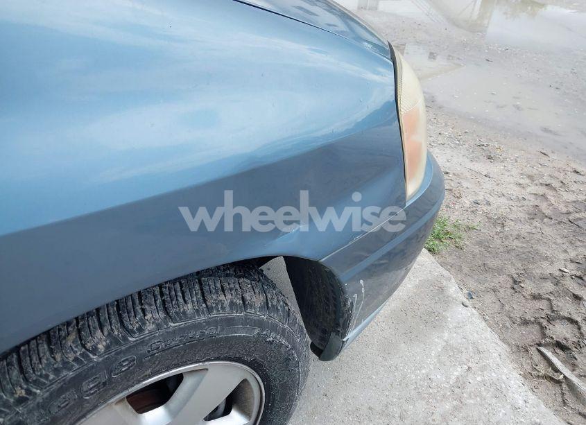 Photo 18 of 2004 Ford Freestar SES (VIN 2FMZA576X4BA05461)