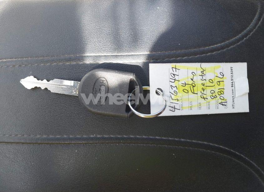 Photo 11 of 2004 Ford Freestar SES (VIN 2FMZA576X4BA08196)