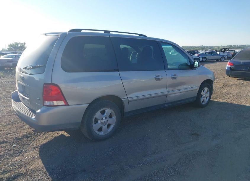Photo 4 of 2005 Ford Freestar SES (VIN 2FMZA576X5BA62826)