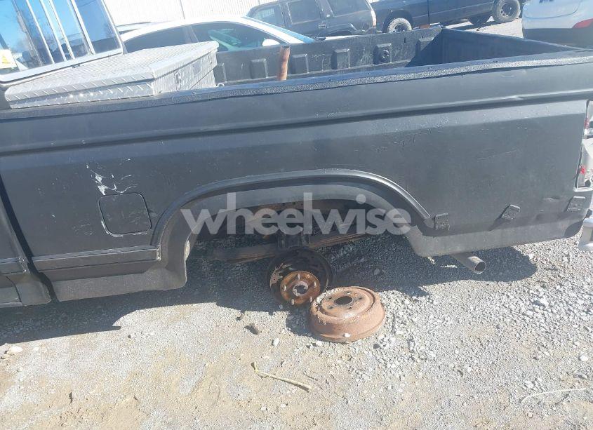 Photo 6 of 1983 Ford F100 (VIN 2FTCF10F4DCA74378)