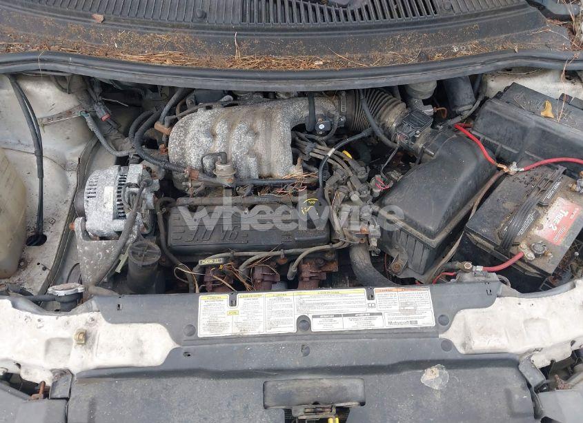 Photo 10 of 1998 Ford Windstar STANDARD (VIN 2FTDA54U6WBB51263)
