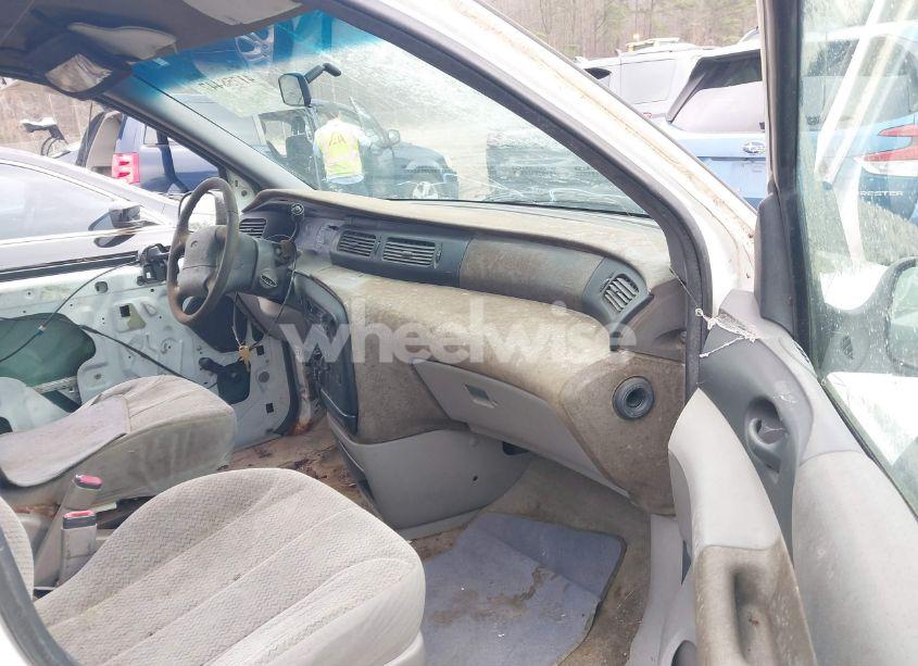 Photo 5 of 1998 Ford Windstar STANDARD (VIN 2FTDA54U6WBB51263)