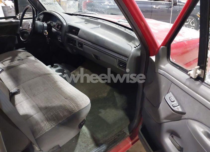 Photo 5 of 1992 Ford F150 (VIN 2FTDF15H1NCA85239)