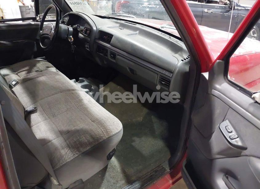 Photo 8 of 1992 Ford F150 (VIN 2FTDF15H1NCA85239)