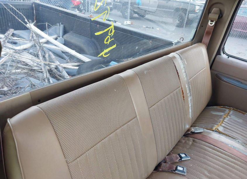 Photo 8 of 1988 Ford F150 (VIN 2FTDF15N5JCA00418)