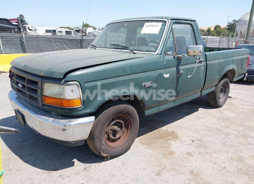 Photo 2 of 1992 Ford F150 (VIN 2FTDF15N5NCA61757)