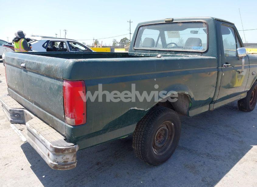 Photo 6 of 1992 Ford F150 (VIN 2FTDF15N5NCA61757)