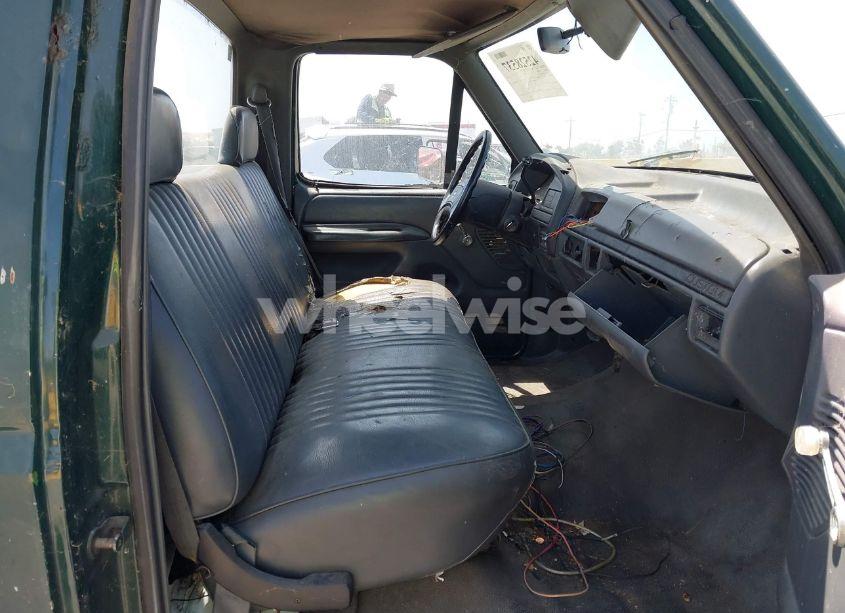 Photo 8 of 1992 Ford F150 (VIN 2FTDF15N5NCA61757)