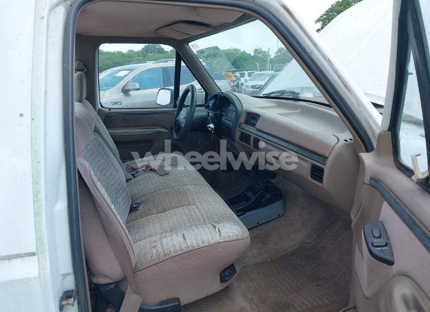 Photo 5 of 1992 Ford F150 (VIN 2FTDF15N7NCA98373)