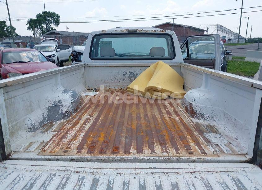 Photo 8 of 1992 Ford F150 (VIN 2FTDF15N7NCA98373)