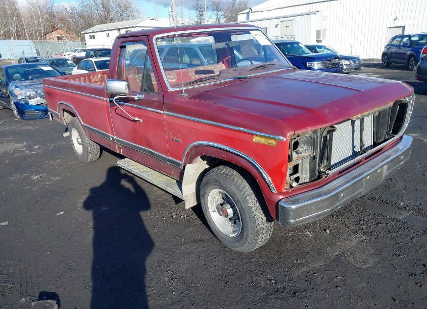 1983 Ford F150 (VIN 2FTDF15Y1DCA92898) main photo
