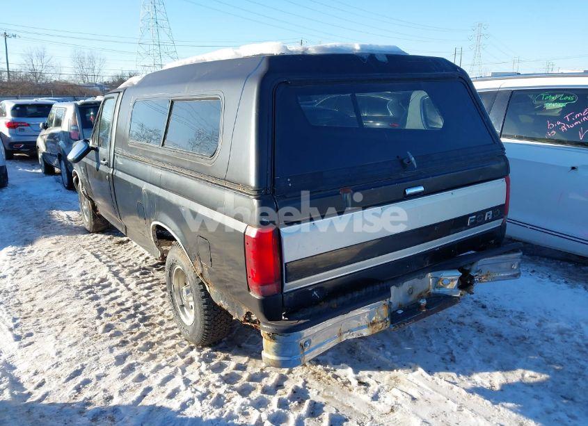 Photo 3 of 1992 Ford F150 (VIN 2FTDF15Y7NCB01976)