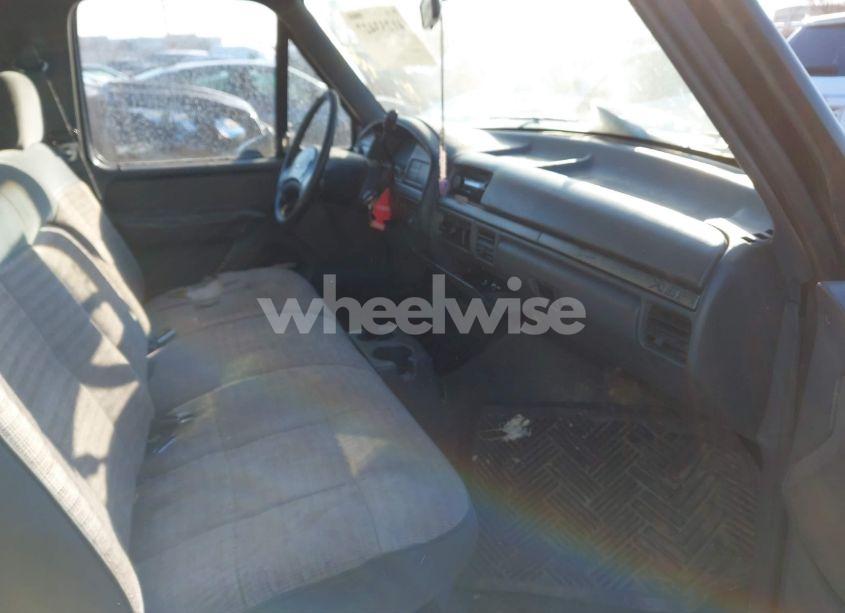 Photo 5 of 1992 Ford F150 (VIN 2FTDF15Y7NCB01976)