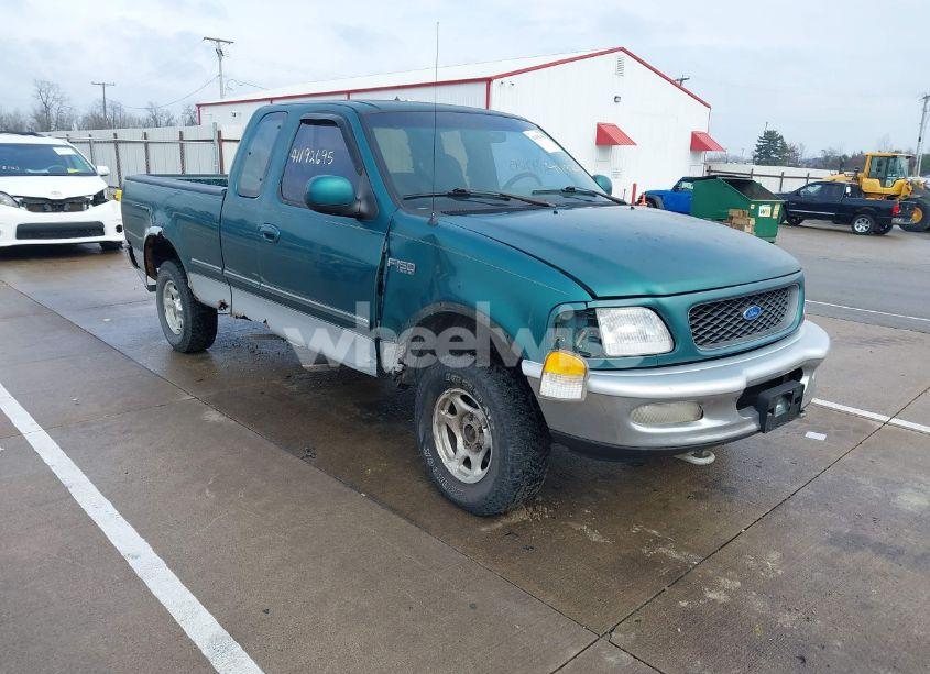 1997 Ford F-150 LARIAT/XL/XLT (VIN 2FTDX18W0VCA30854) main photo