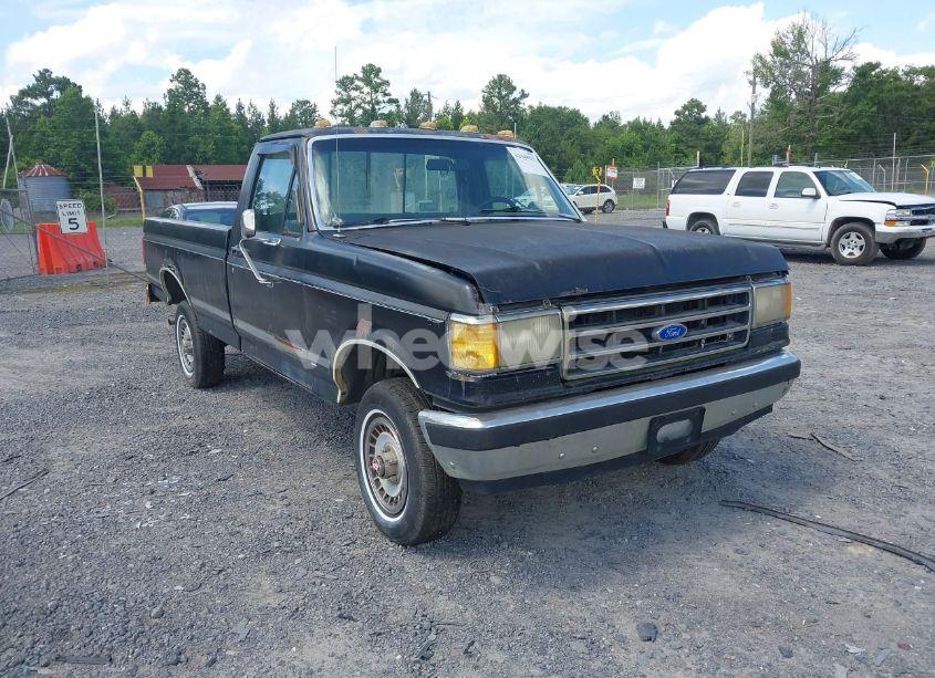 1989 Ford F150 (VIN 2FTEF14N0KCA90438) main photo