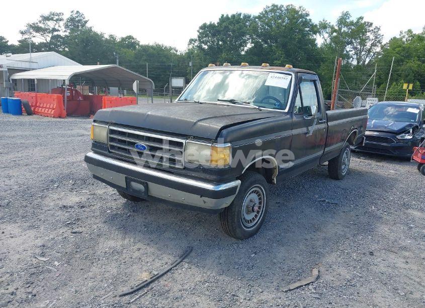 Photo 2 of 1989 Ford F150 (VIN 2FTEF14N0KCA90438)