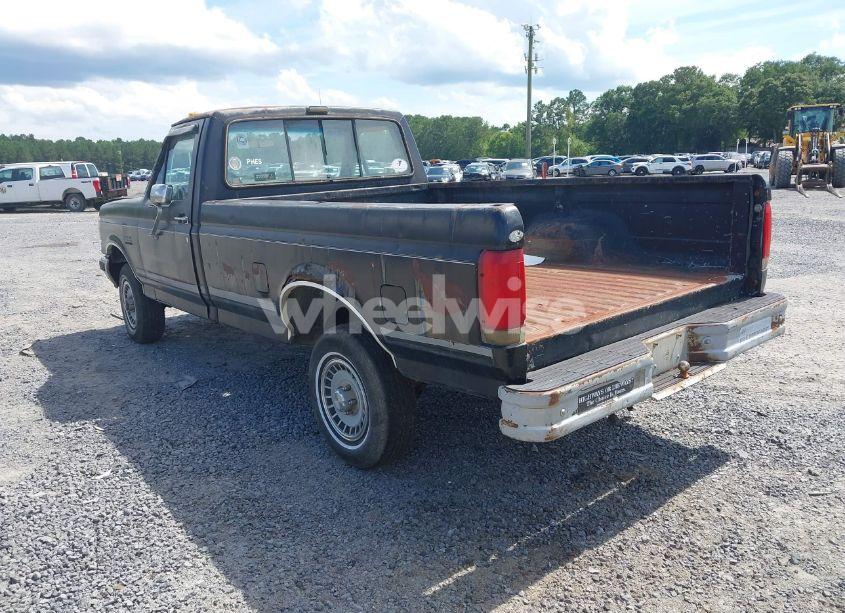 Photo 3 of 1989 Ford F150 (VIN 2FTEF14N0KCA90438)