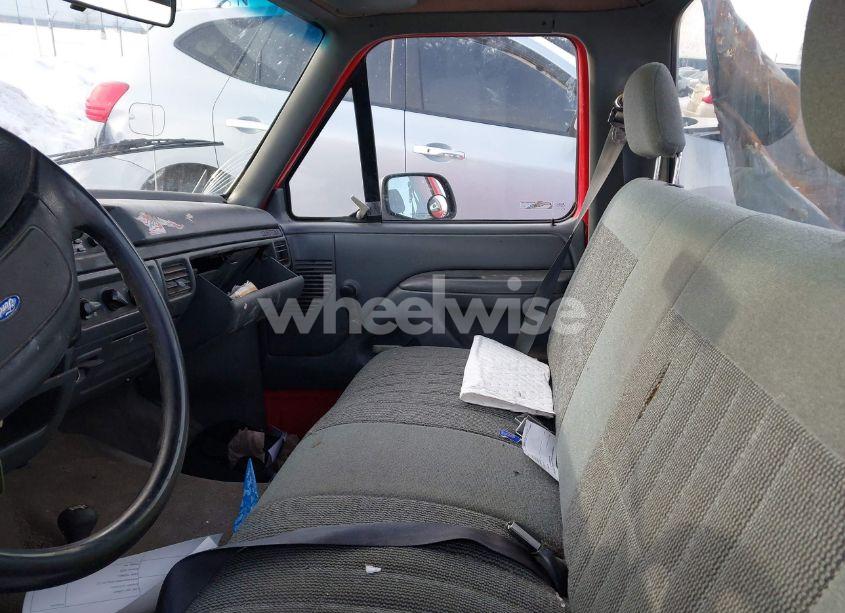 Photo 5 of 1992 Ford F150 (VIN 2FTEF14Y5NCA57613)