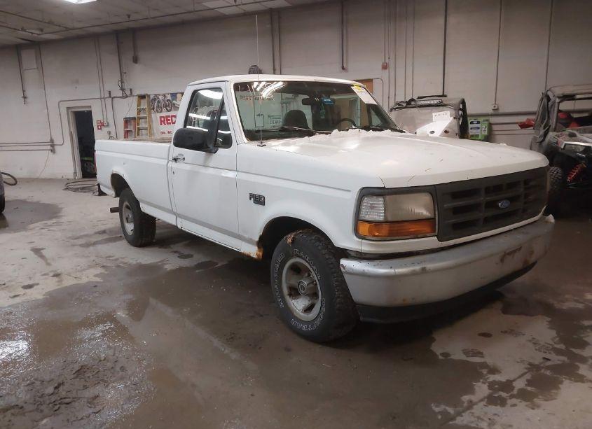 1996 Ford F150 (VIN 2FTEF15Y9TCA50076) main photo