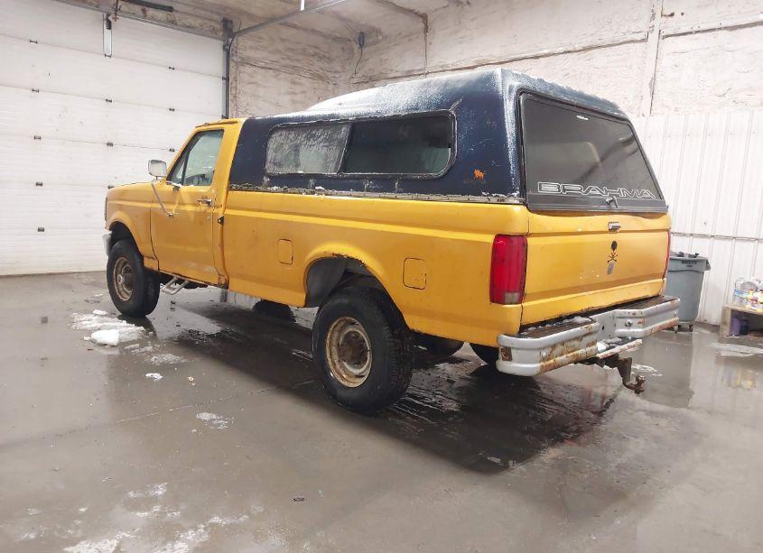 Photo 3 of 1992 Ford F250 N/A (VIN 2FTHF26H4NCA52502)