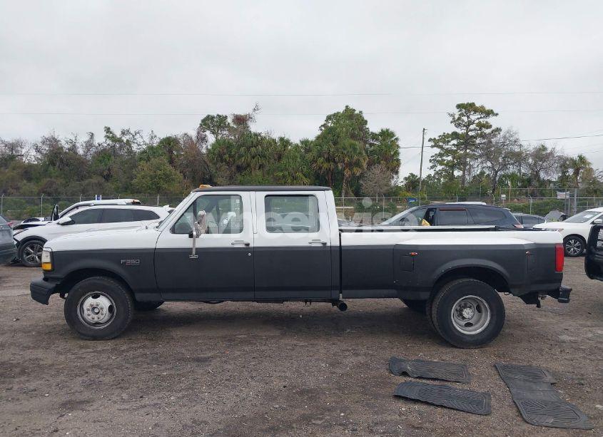 Photo 14 of 1993 Ford F350 N/A (VIN 2FTJW35M4PCB24713)