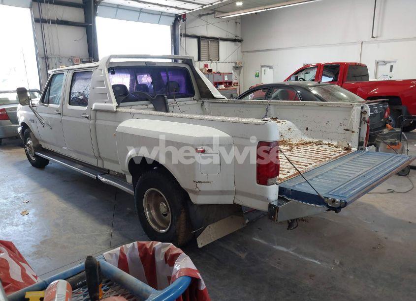 Photo 3 of 1993 Ford F350 N/A (VIN 2FTJW35M6PCA27433)