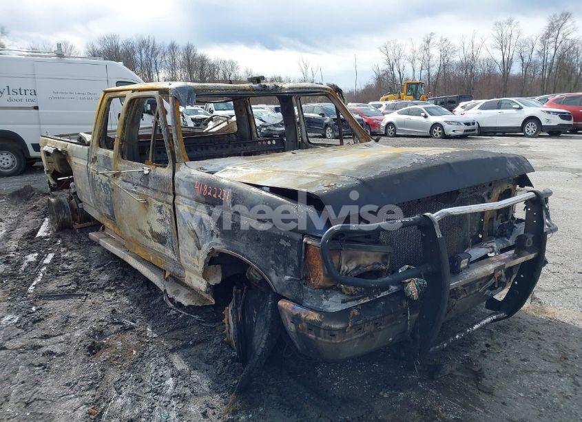 1988 Ford F350 (VIN 2FTJW35MXJCB57884) main photo