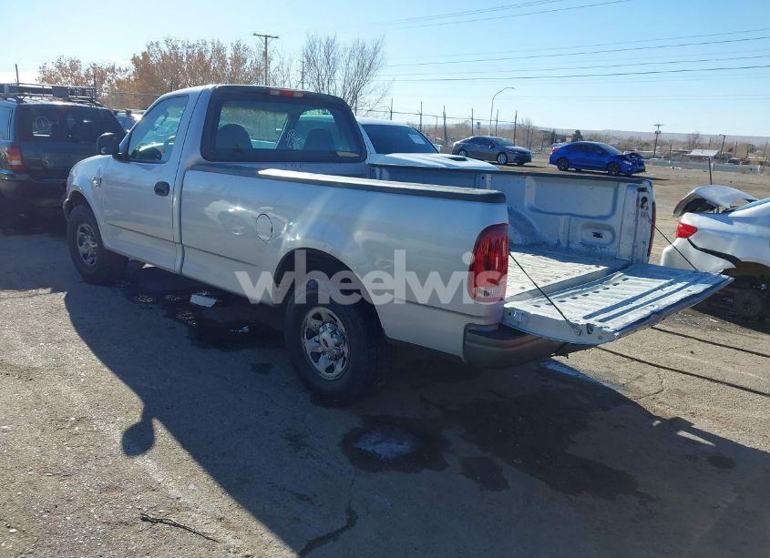 Photo 3 of 2003 Ford F-150 XL/XLT (VIN 2FTPF17L33CA90518)