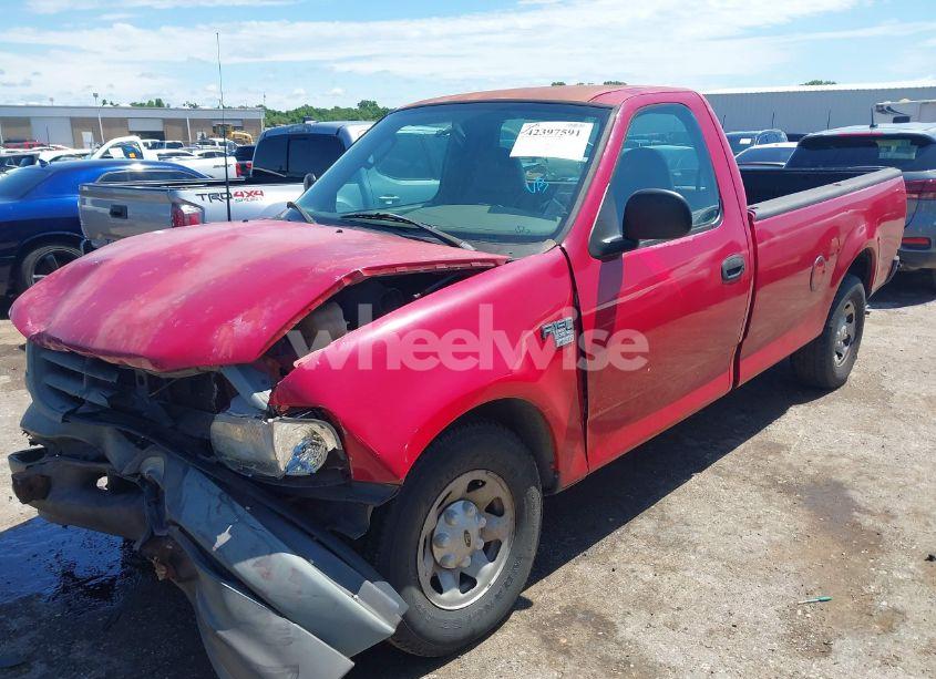 Photo 2 of 2003 Ford F-150 XL/XLT (VIN 2FTPF17Z73CA71068)