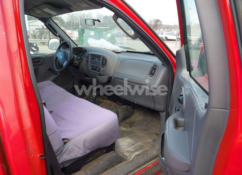 Photo 5 of 2003 Ford F-150 (VIN 2FTPF18LD3CA75022)