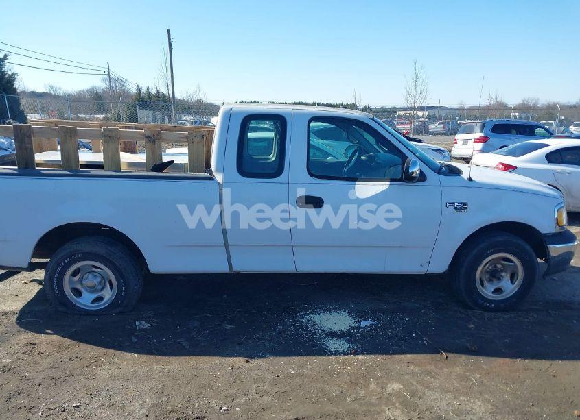 Photo 13 of 2000 Ford F-150 LARIAT/WORK SERIES/XL/XLT (VIN 2FTPX17L7YCA51774)