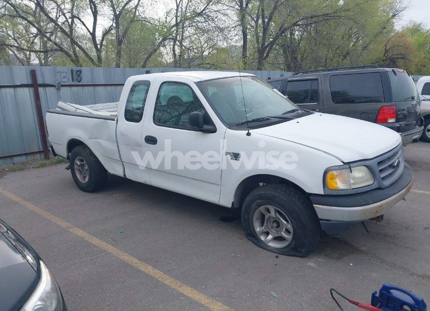 2000 Ford F-150 LARIAT/WORK SERIES/XL/XLT (VIN 2FTPX17Z9YCA99510) main photo