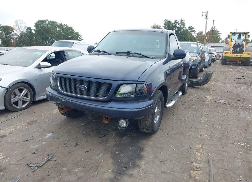 Photo 2 of 2003 Ford F-150 XL/XLT (VIN 2FTRF072X3CA72091)