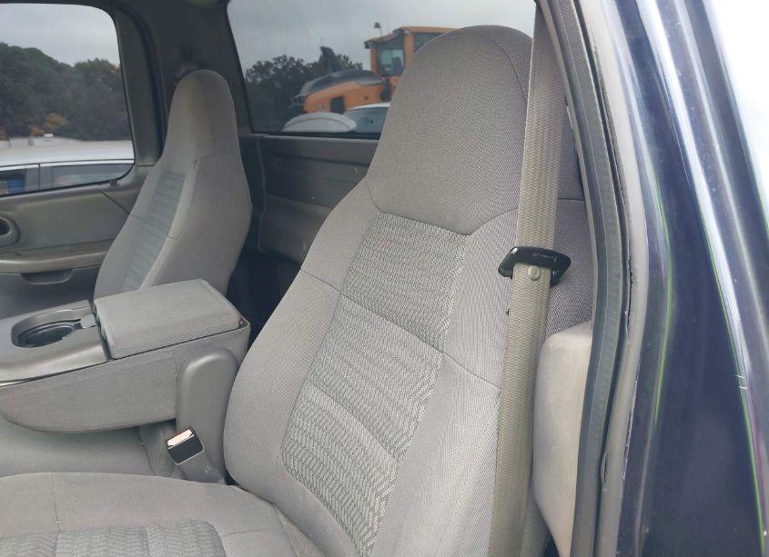 Photo 8 of 2003 Ford F-150 XL/XLT (VIN 2FTRF072X3CA72091)